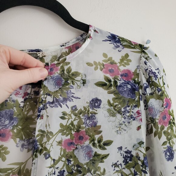 White Kimono Floral Ruffle Style Cardigan Sheer Beaded S Small Handkerchief Hem - Picture 11 of 12